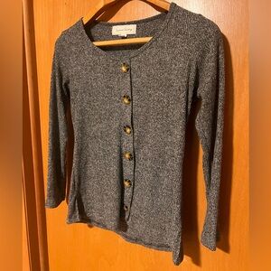 French Laundry Heather Gray Button Top Size M